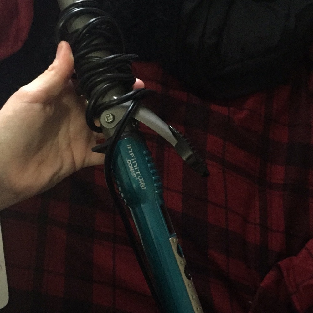 Teal Infinity Pro Conair Curling Iron